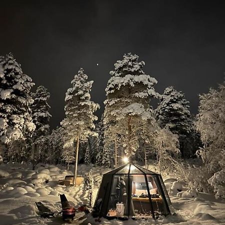 Aurora Igloo With Private Hot Tub By Invisible Forest Lodge Rovaniemi Kültér fotó