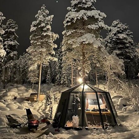 Aurora Igloo With Private Hot Tub By Invisible Forest Lodge Rovaniemi Kültér fotó