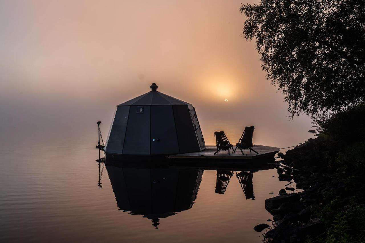 Aurora Igloo With Private Hot Tub By Invisible Forest Lodge Rovaniemi Kültér fotó
