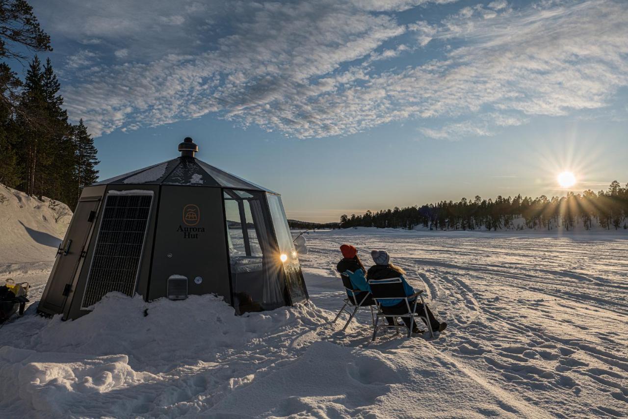 Aurora Igloo With Private Hot Tub By Invisible Forest Lodge Rovaniemi Kültér fotó